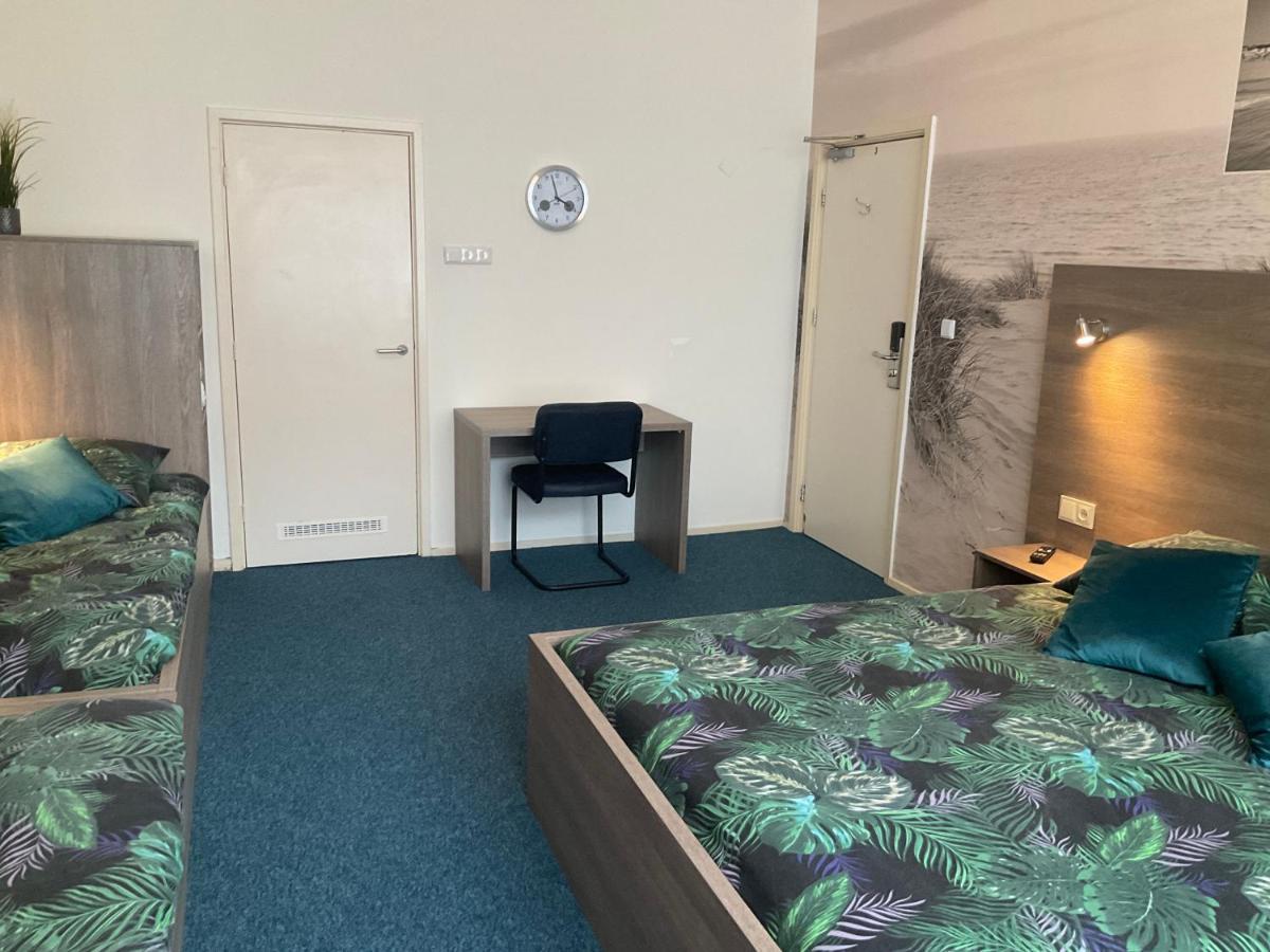 Hotel Poseidon Den Haag Bagian luar foto
