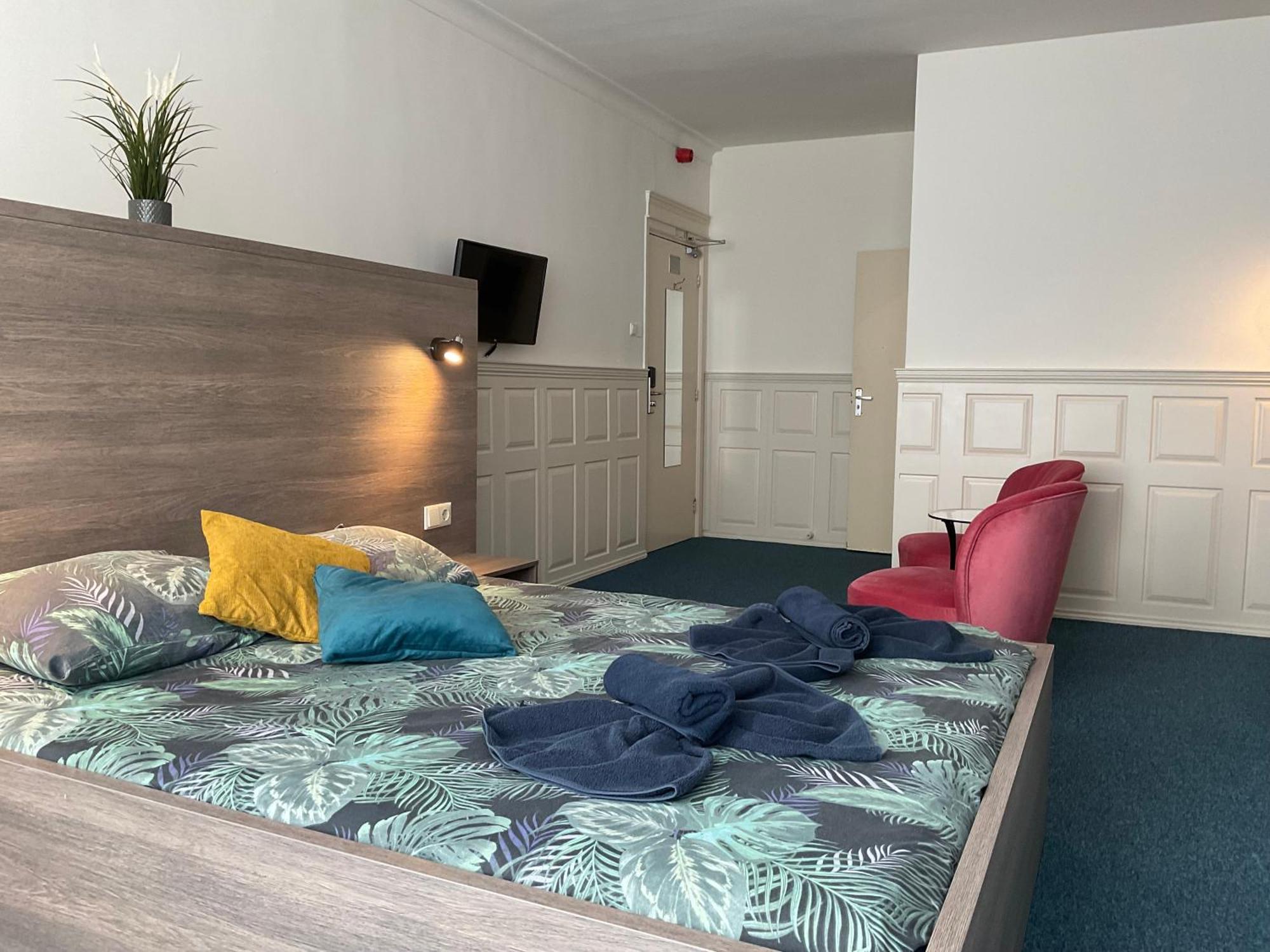 Hotel Poseidon Den Haag Bagian luar foto